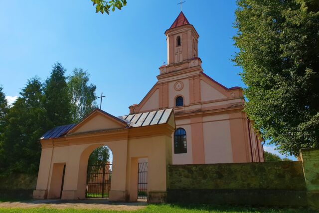 Костел Святых Петра и Павла, д. Изабелин